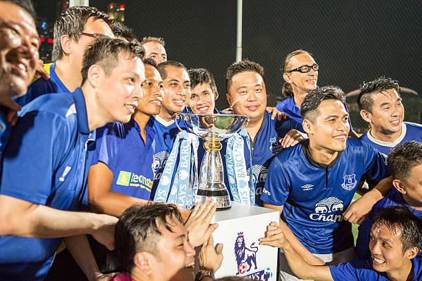 其中包括上 其中包括上