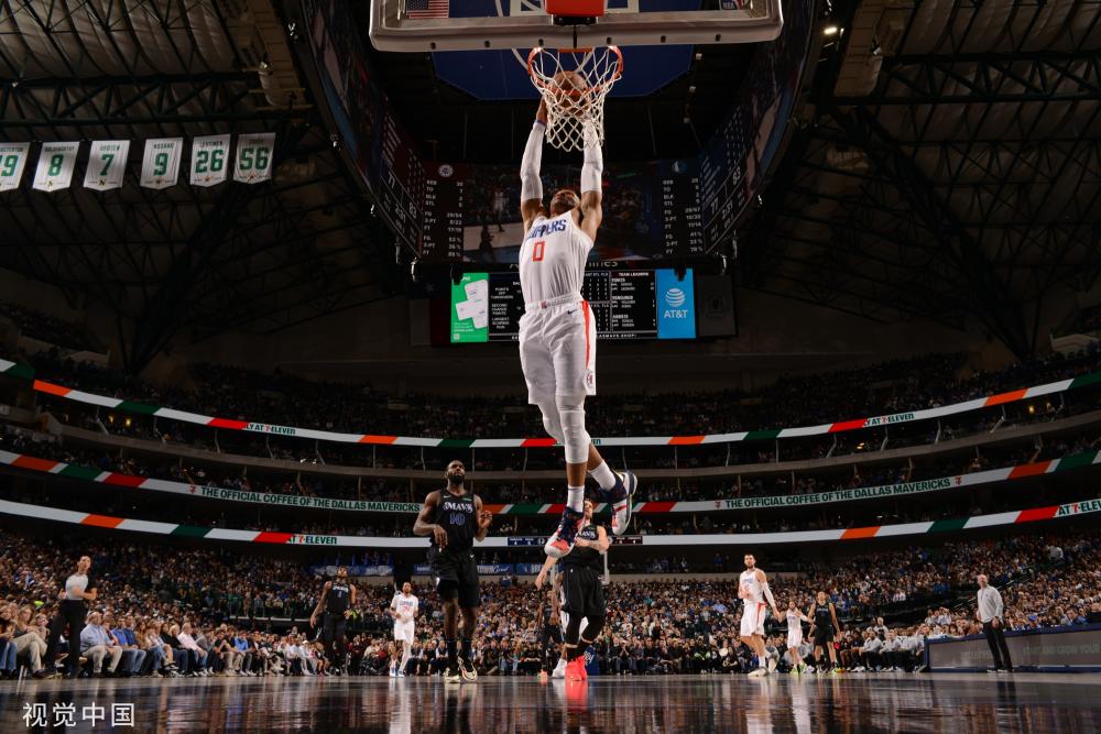 都吸引着全 都吸引着全