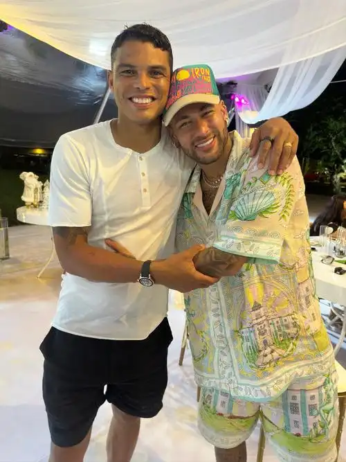 同时带领球 同时带领球