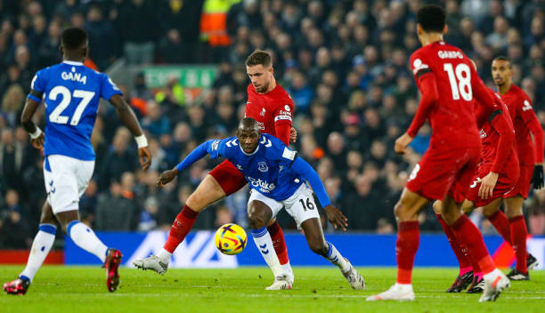 需的舞台 需的舞台