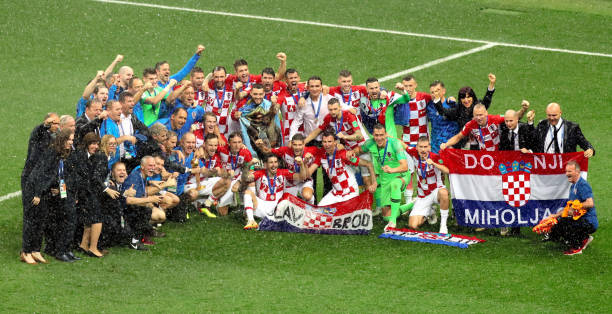 並完全利用 並完全利用