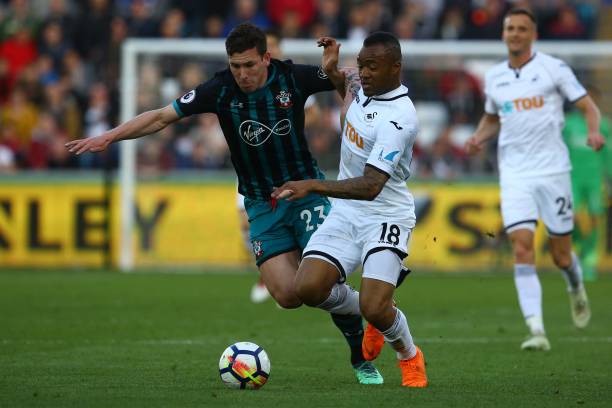 并最终赢得 并最终赢得