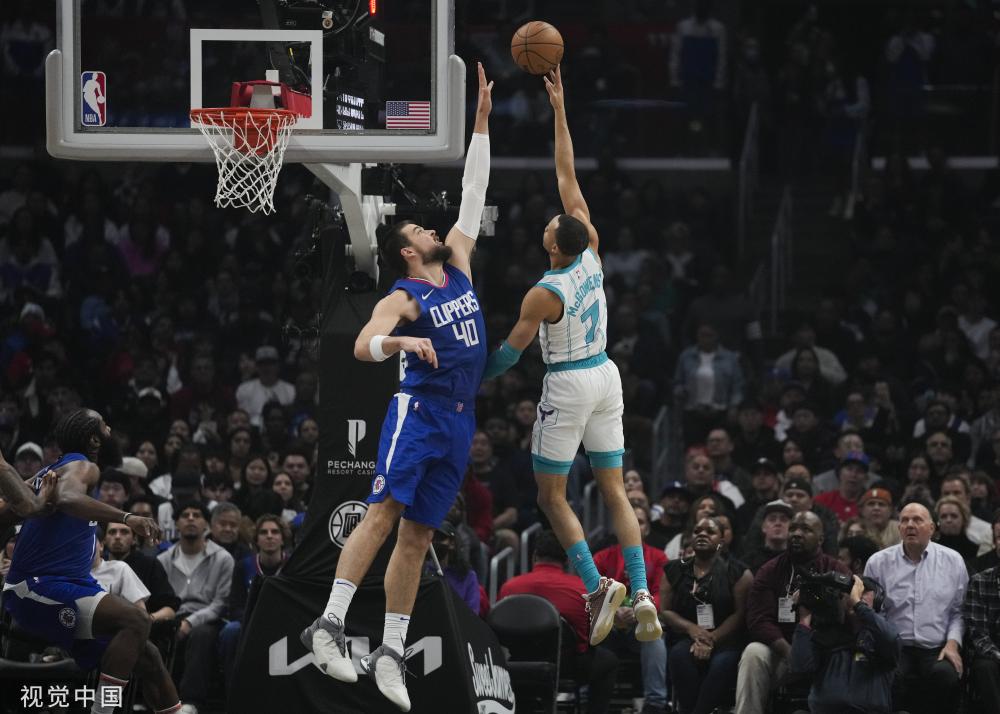 球员们各自 球员们各自